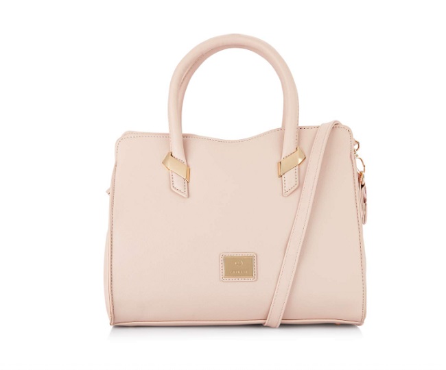 5 Voguish Caprese Handbags For Women To Get In 2023